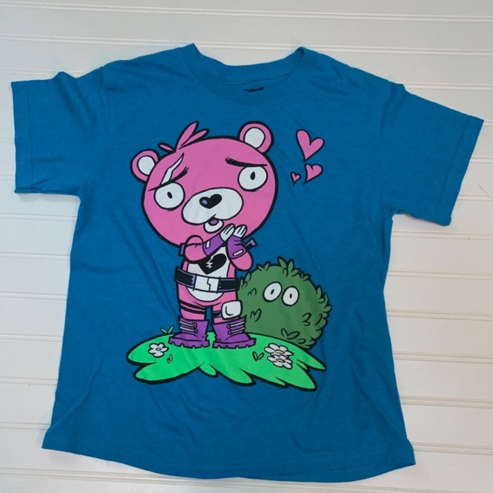 Fornite shirt 4/$20